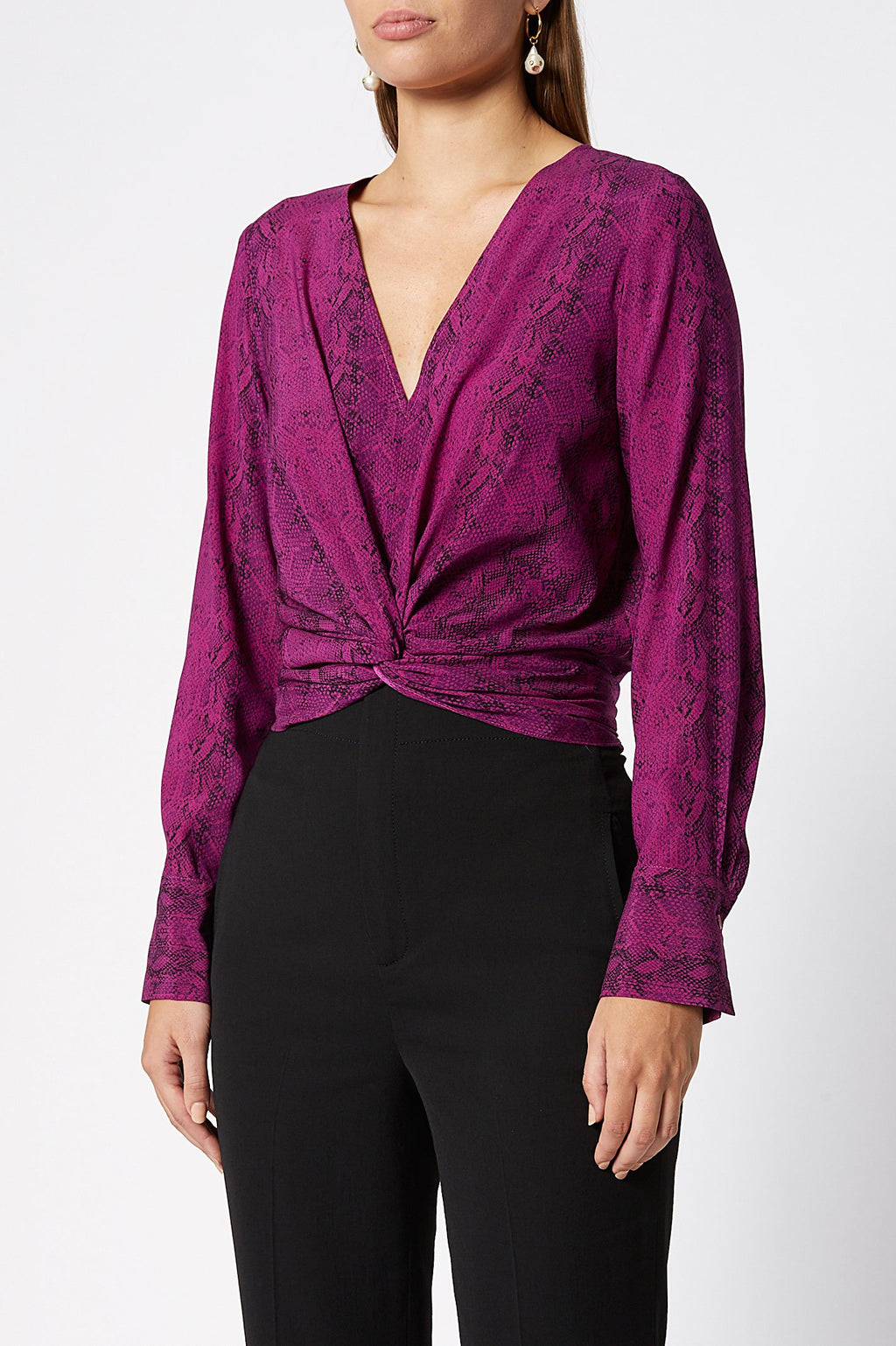 SILK REPTILE PRNT TWIST BLOUSE