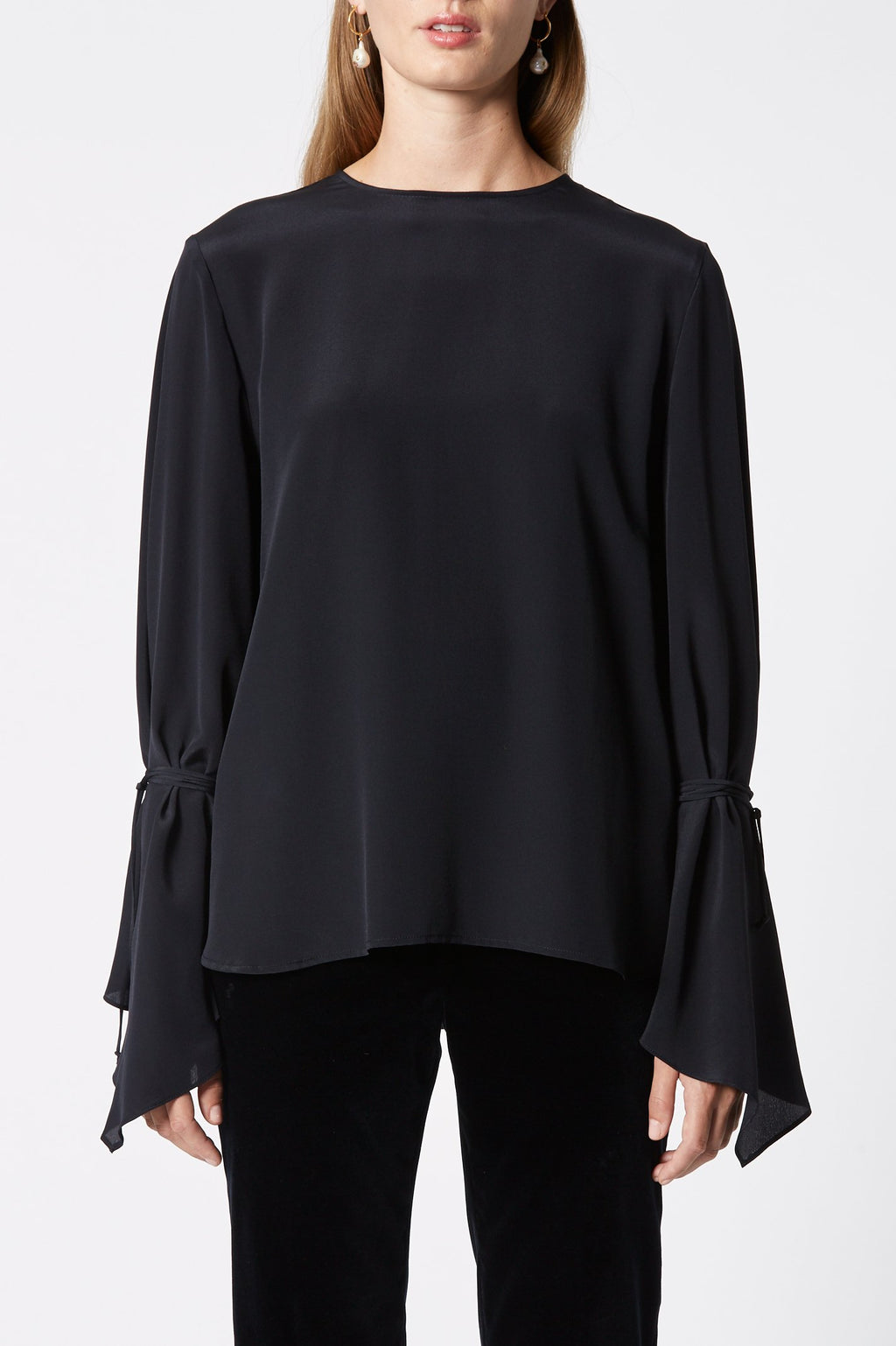 CDC FLUTE SLEEVE BLOUSE