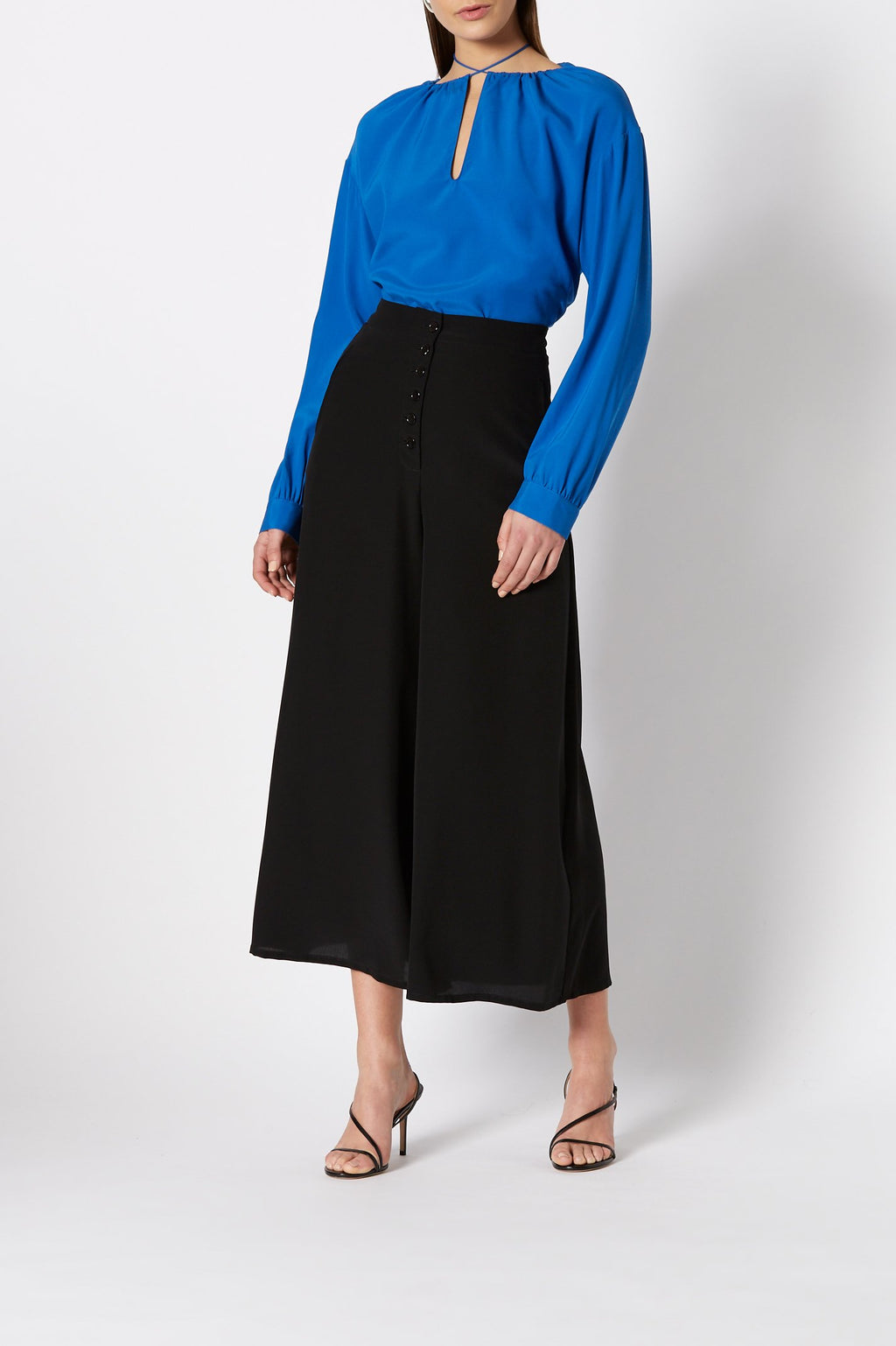 SILK GATHER NECK BLOUSE