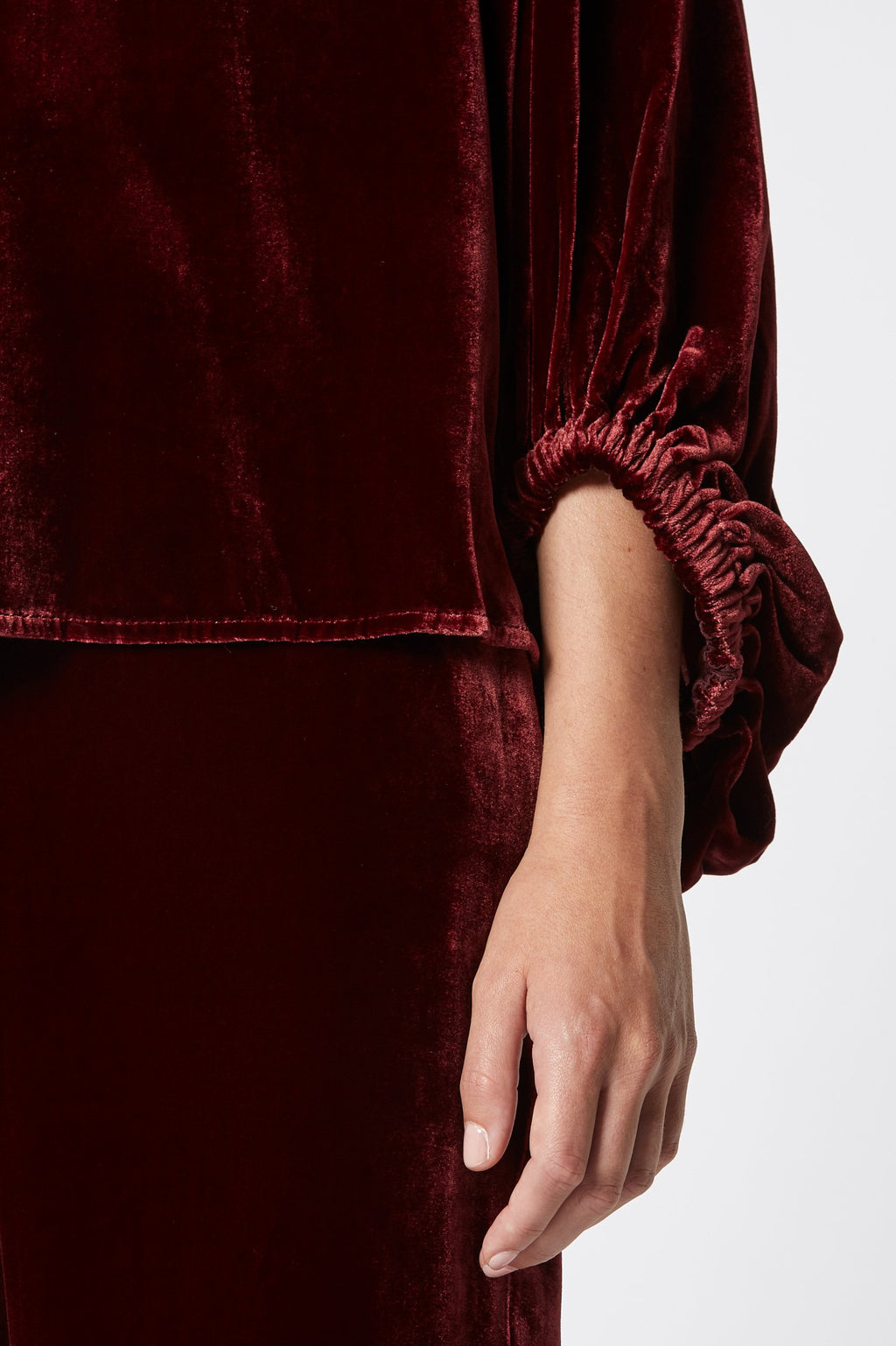VELVET V NECK BLOUSE