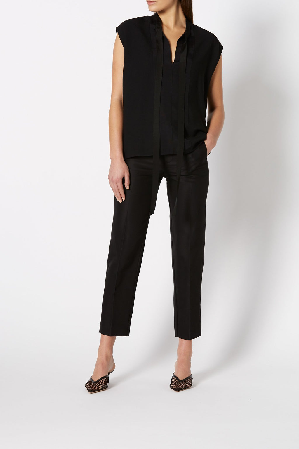 CREPE TIE NECK TANK
