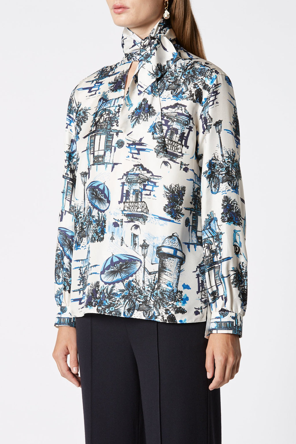 SILK SOUVENIR PRINT BLOUSE