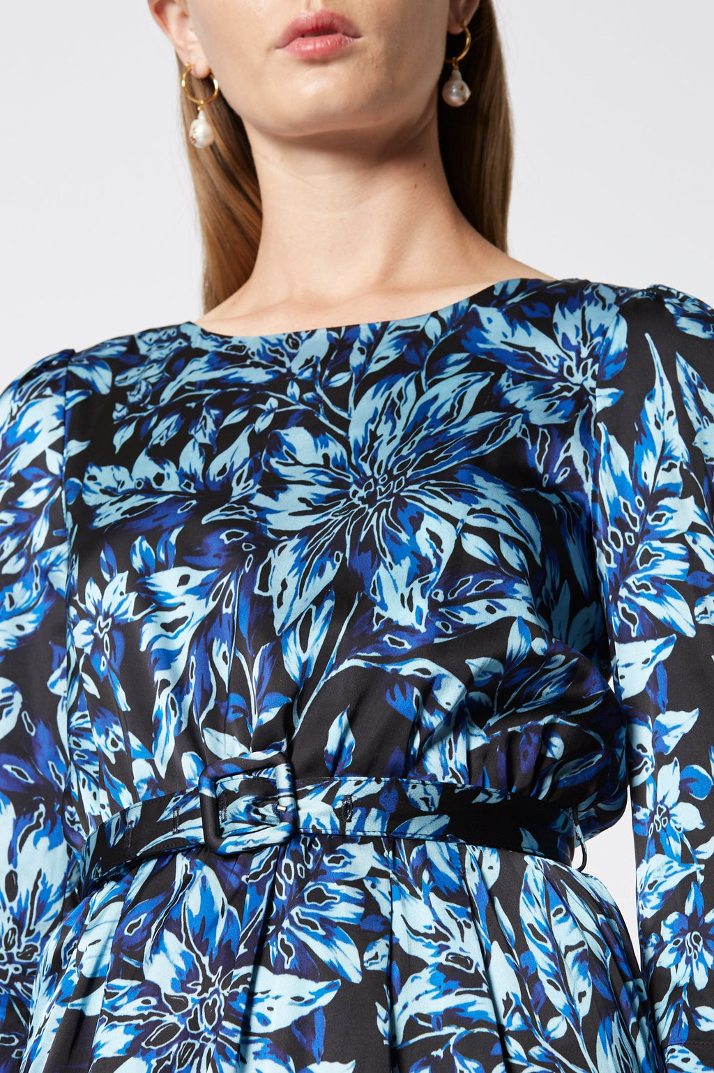 PRINTED TUCK DRESS