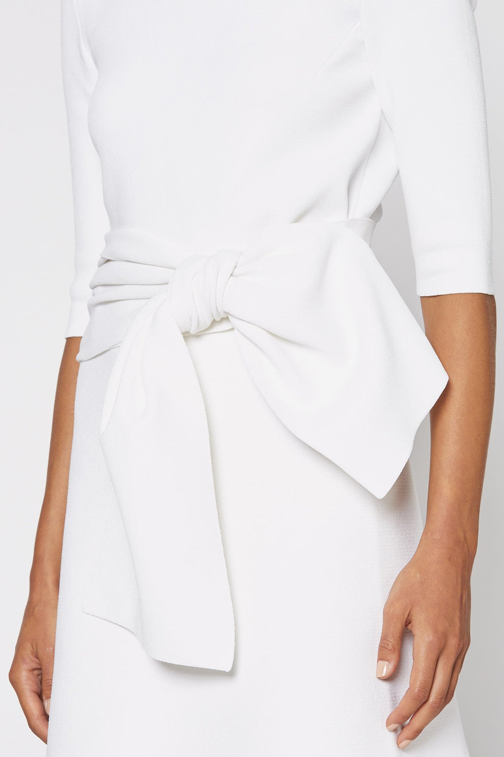 CREPE KNIT TIE FRONT TOP