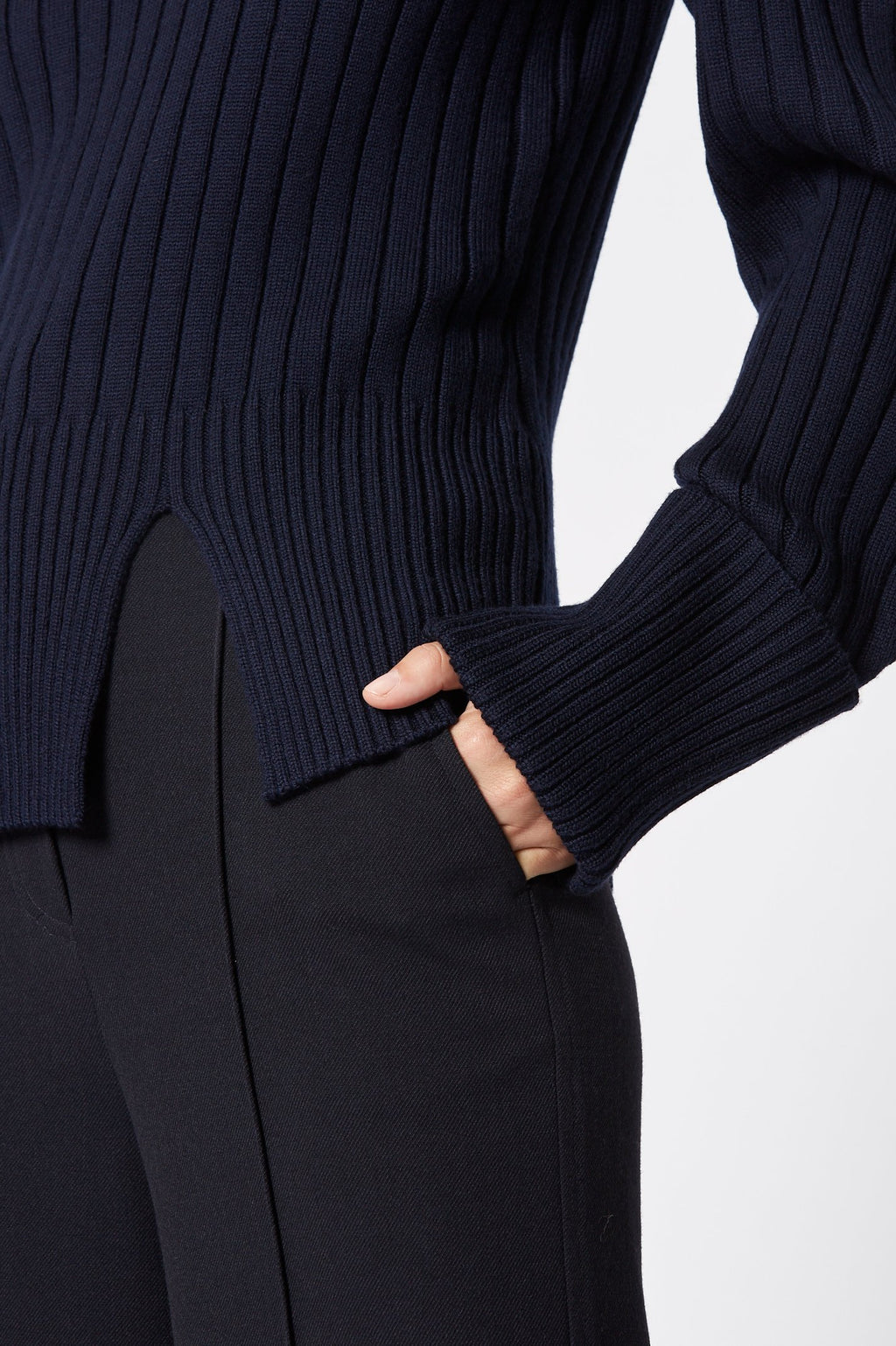 MERINO RIB SWEATER 7