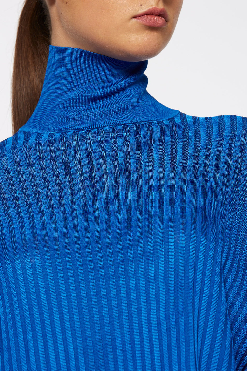 SATIN CREPE SWEATER 18
