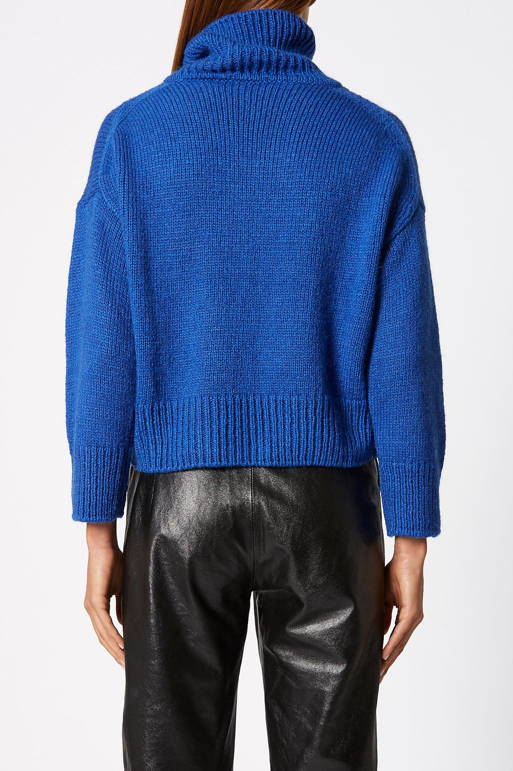 TURTLENECK SWEATER 3