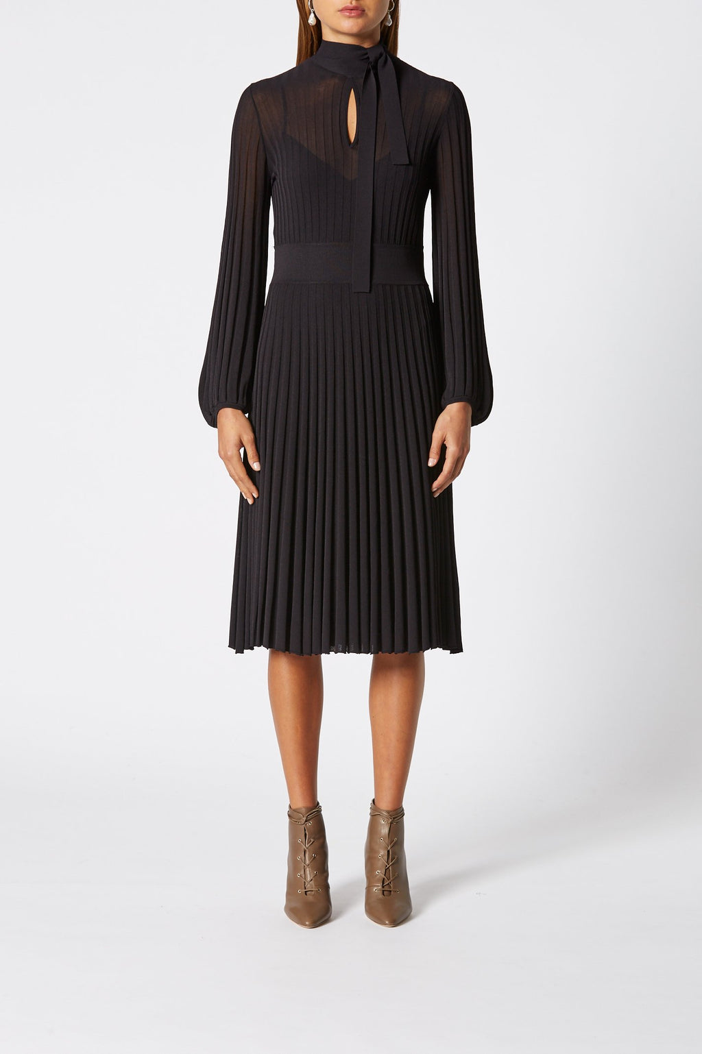 PLEATED RIB TIE NECK DRESS 16