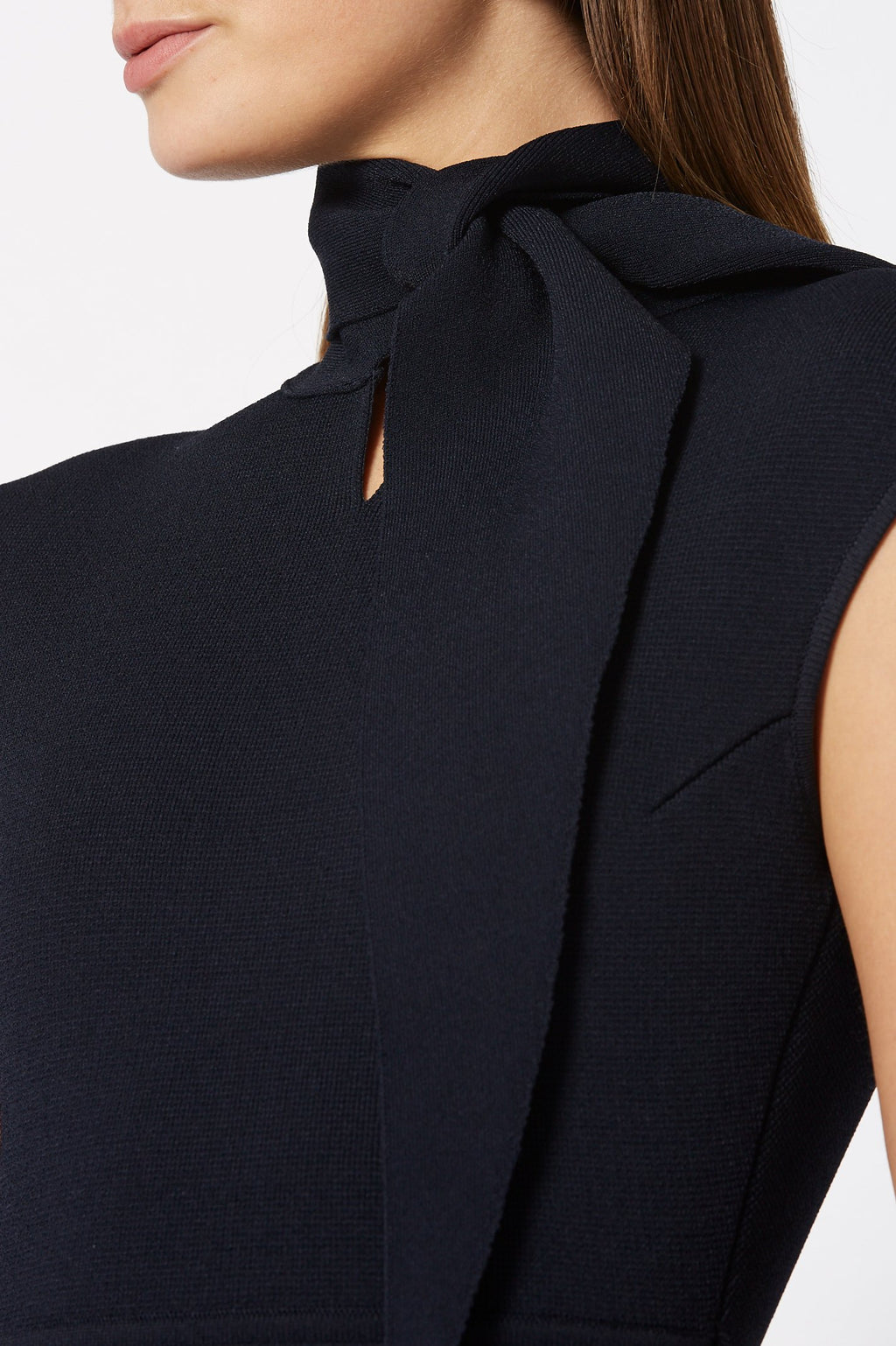 CREPE KNIT CRAVAT DRESS