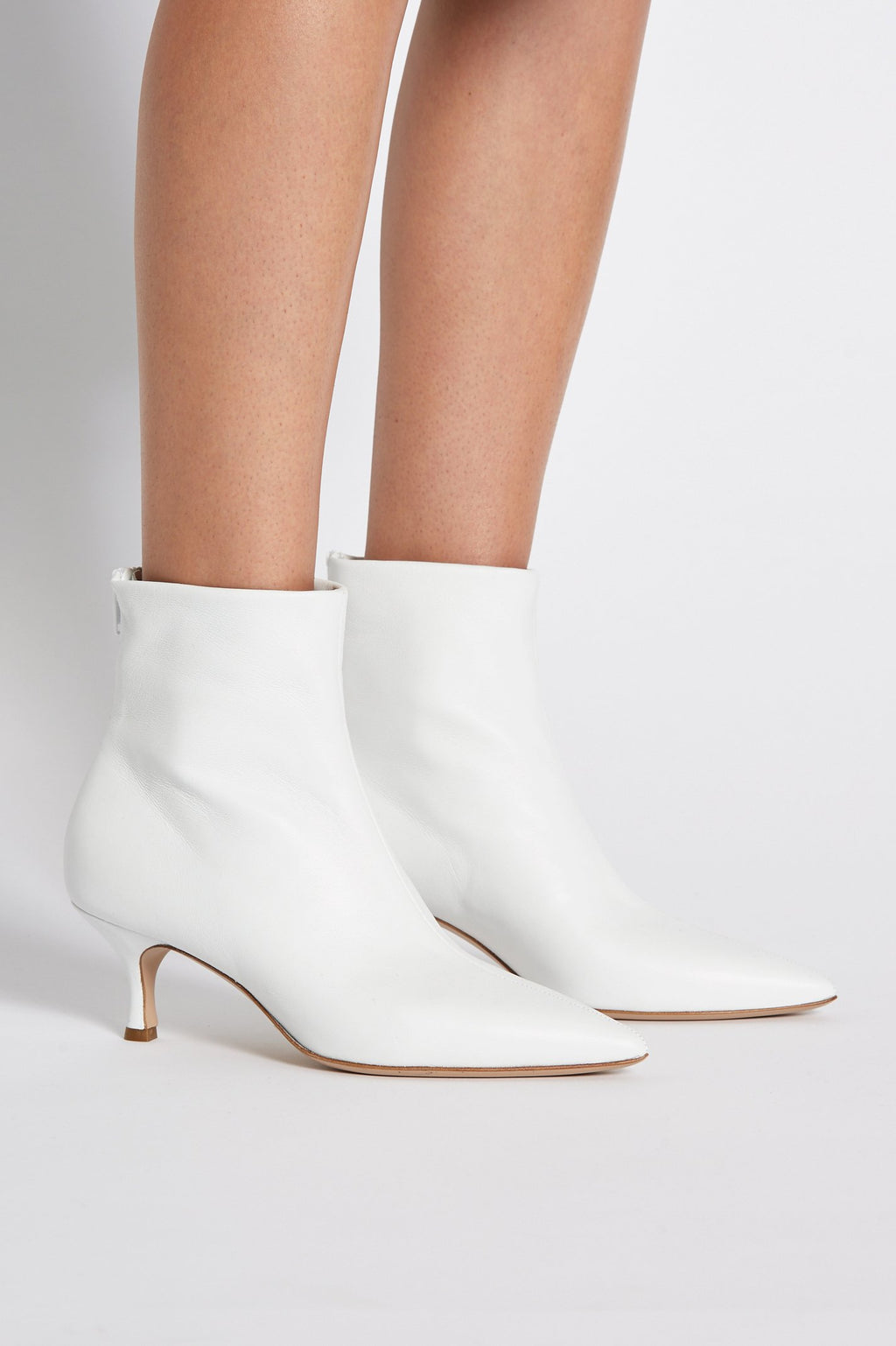 LEATHER ANKLE BOOT 6