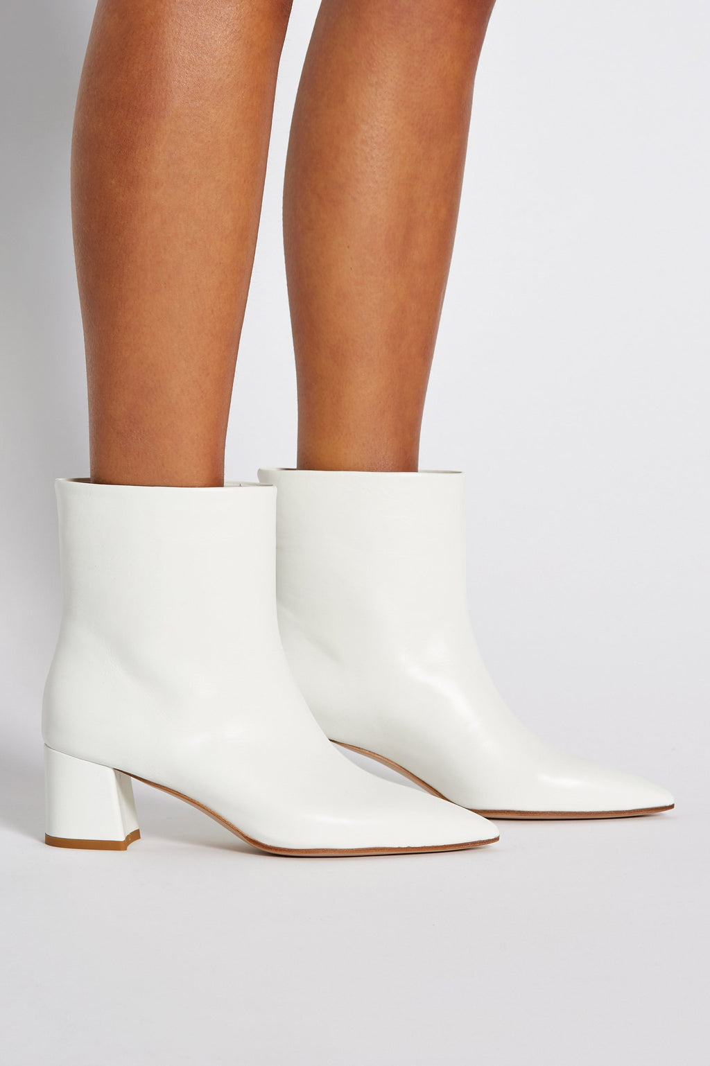BLOCK HEEL BOOT 6