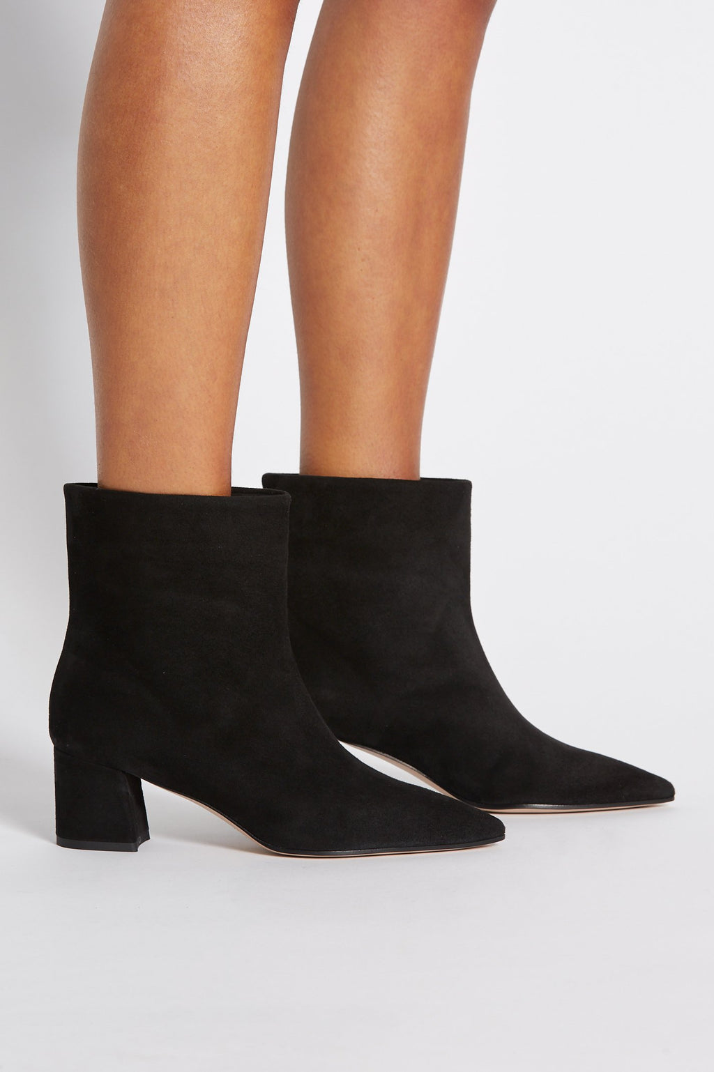 BLOCK HEEL BOOT 6